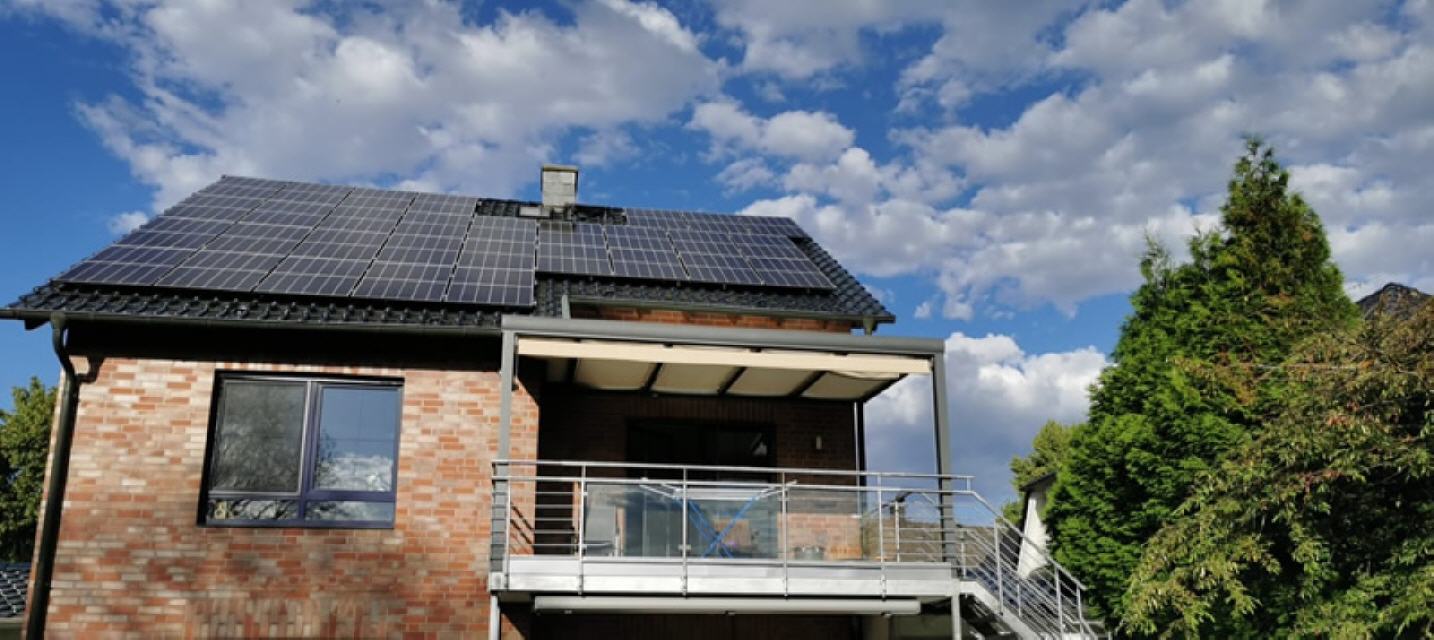 Photovoltaikanlage auf Flachdach in Gladbeck