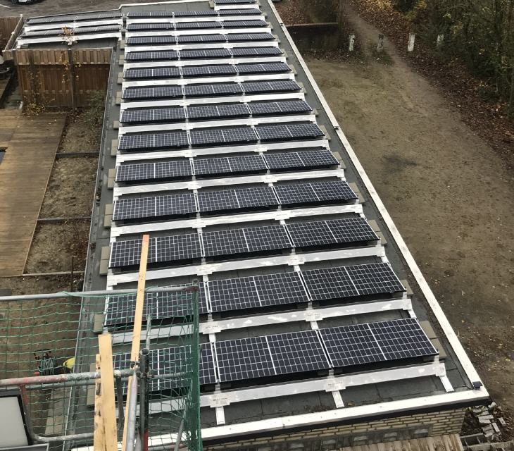 Photovoltaikanlage auf Flachdach in Gladbeck